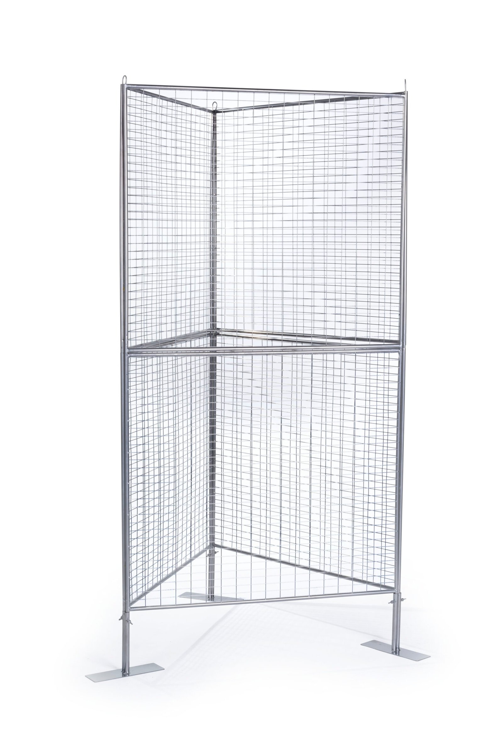 Art Display Grid, Triangle-Shaped, (6) 3' x 3' Panels, Iron Mesh - Black