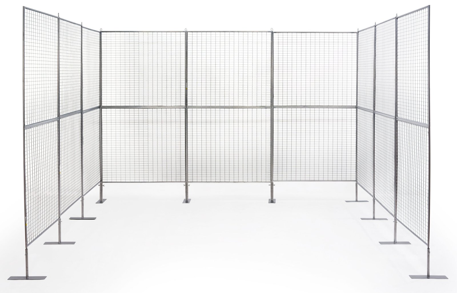 Art Display Grid, V-Shaped, (4) 3' x 3' Panels, Iron Mesh - Silver